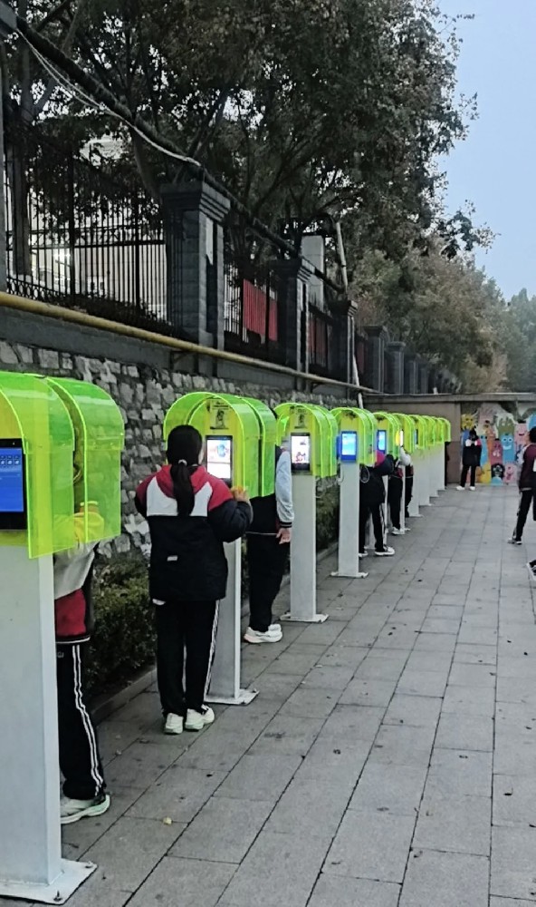 品科親情電話機(jī)